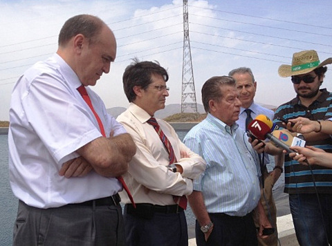 First waters from the Águilas desalination plant reaching agriculturalists