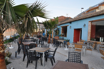 Antipodas Tavern & Restaurant La Azohìa